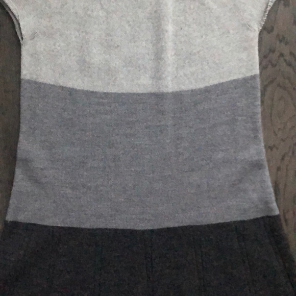 H&M colorblock woman’s dress - Picture 4 of 8